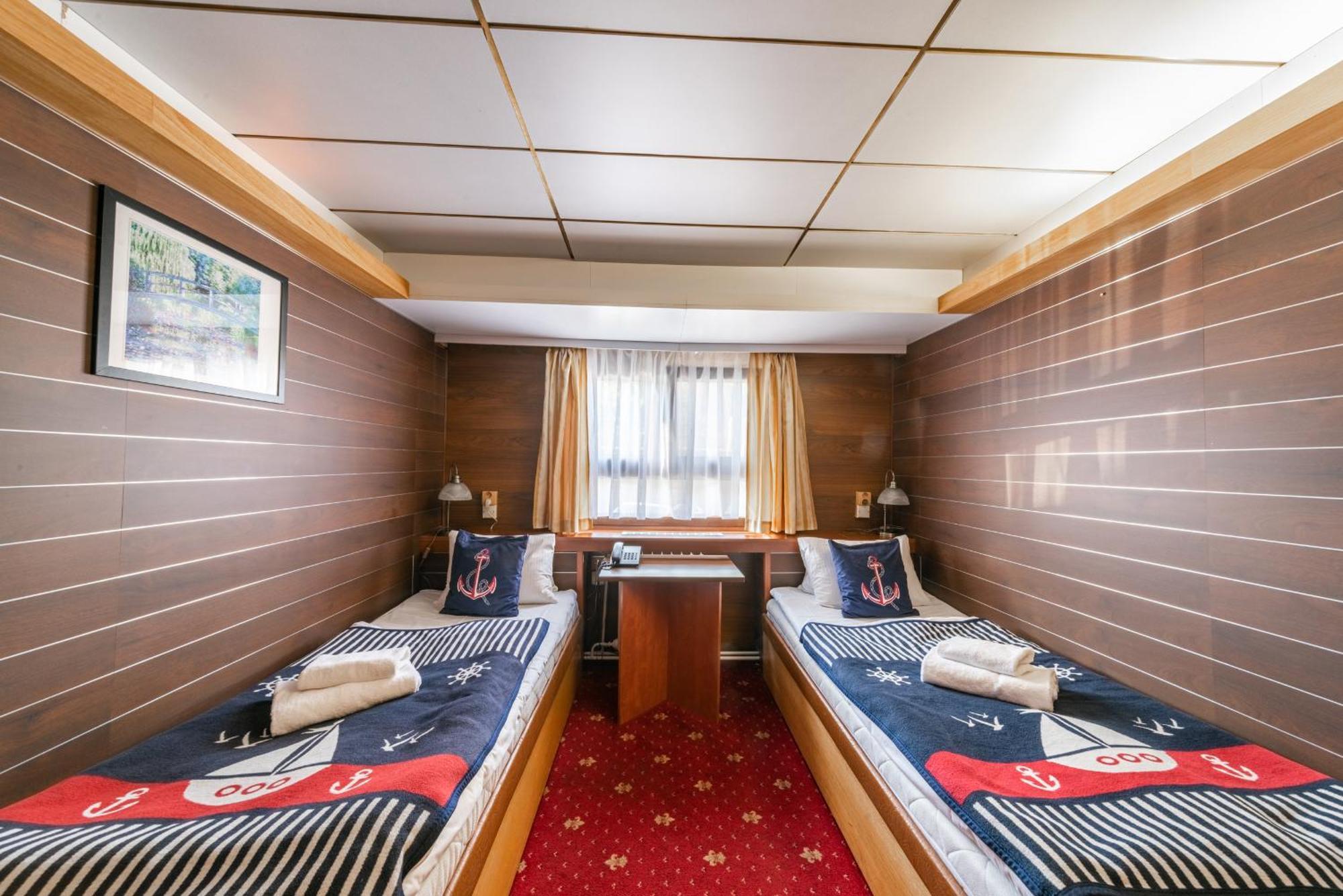 Albatros Bateau-hôtel