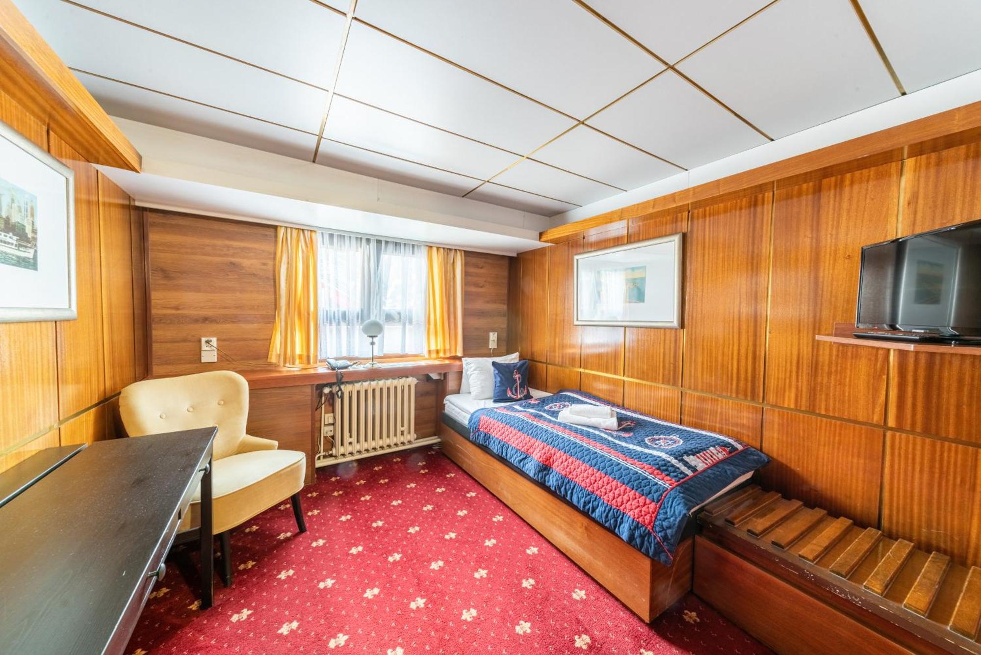 Albatros Bateau-hôtel 3*