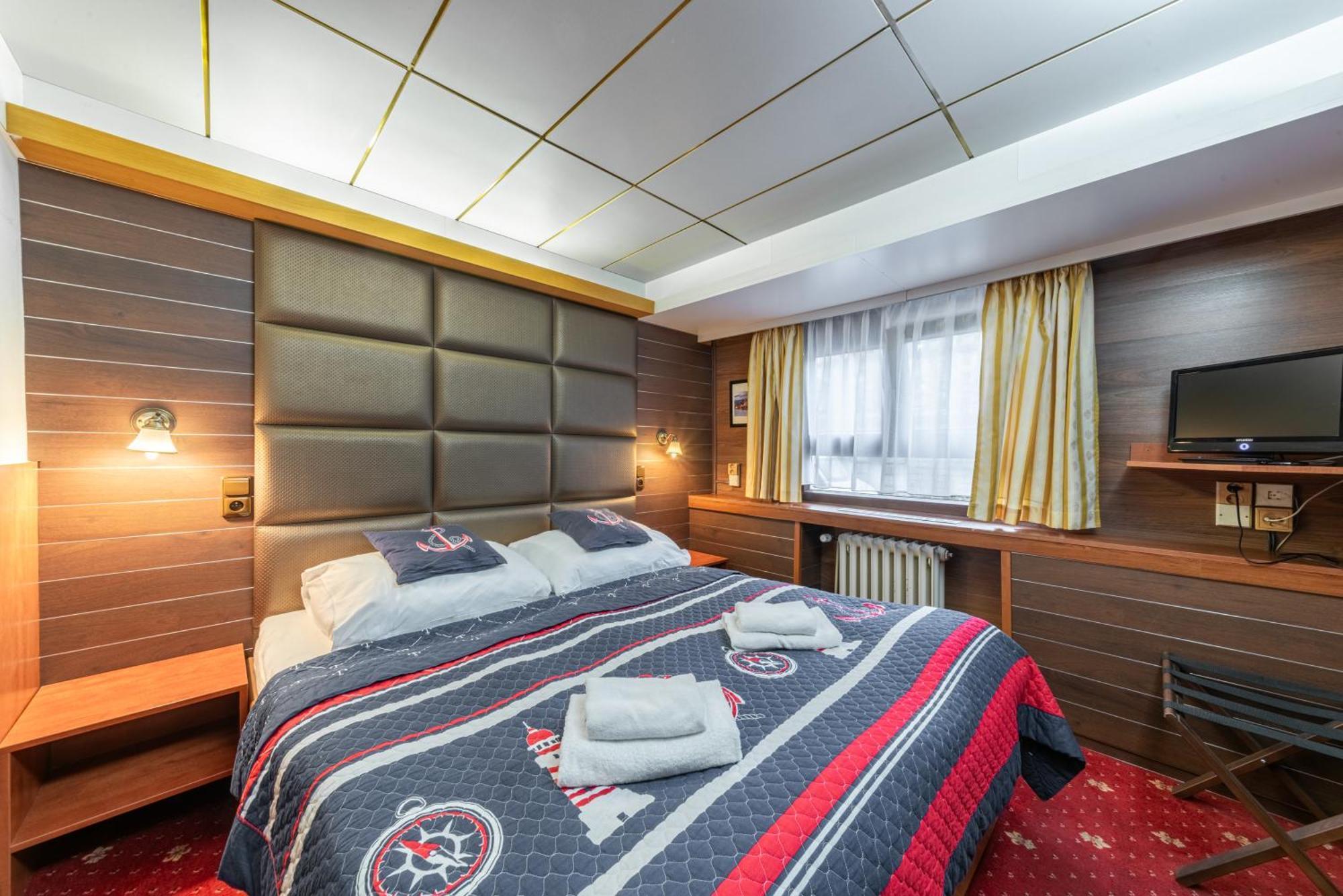 Bateau-hôtel Albatros