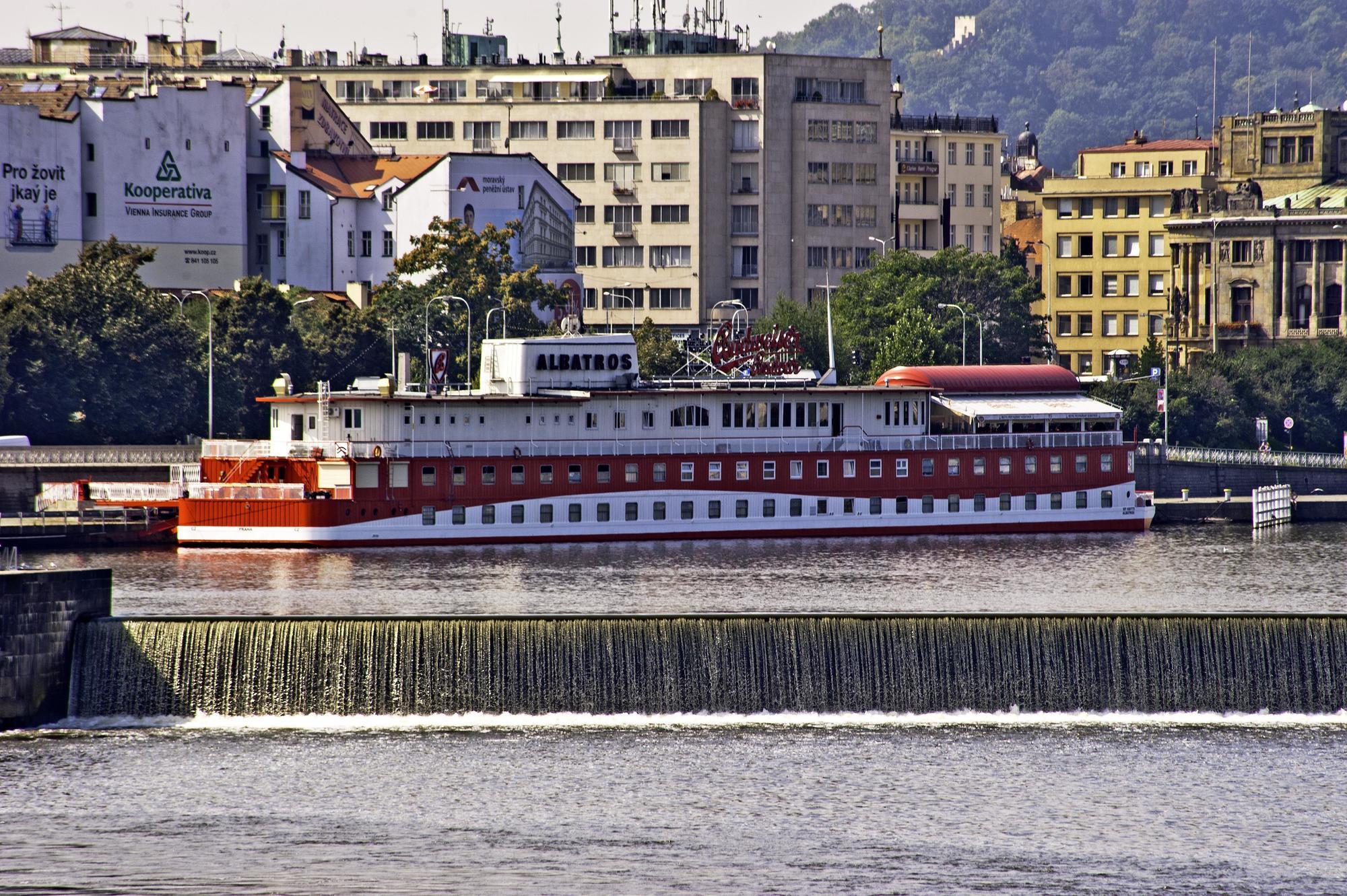 Albatros Bateau-hôtel